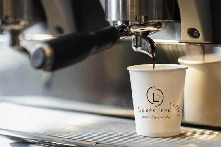 ıced coffee mockup